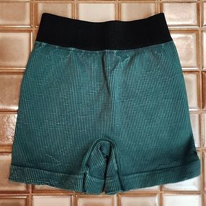 NWOT FREE PEOPLE Prajna Shorts size XS/S Color Emerald Green